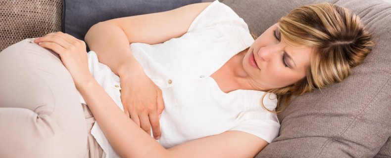 Buikklachten symptomen en behandeling: wat is er aan te doen?