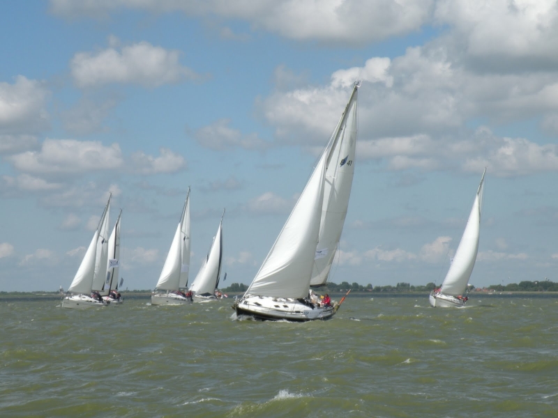 Allround Schepenverhuur Oxalex BV Dentalsail