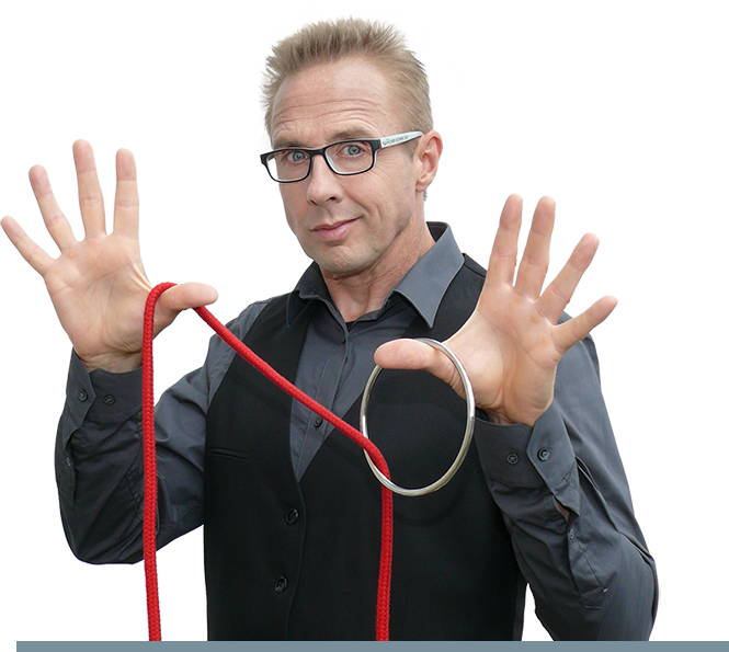 rondlopende goochelaar Paul Weiss boeken Rondlopende goochelaar Paul Weiss vertoond hier zijn touw en ring magic routine