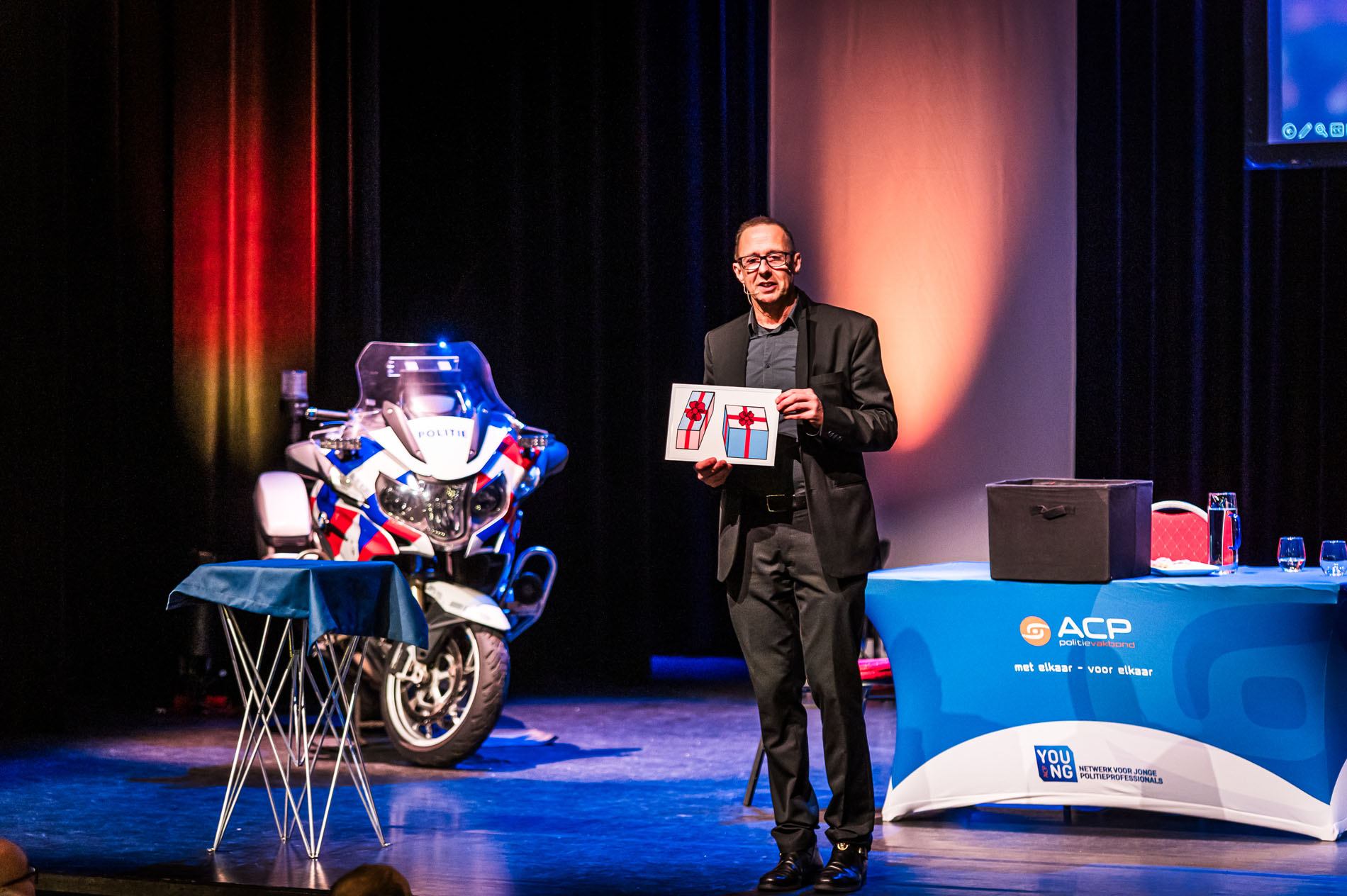 live optreden voor de politie live optreden voor de politie