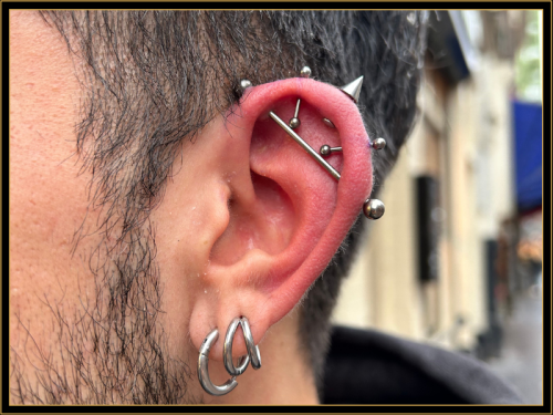 Atelier Pax Tattoo Industrial Piercing