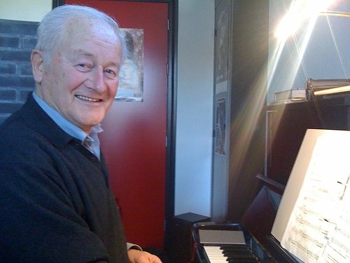 met 80 jaar starten met piano