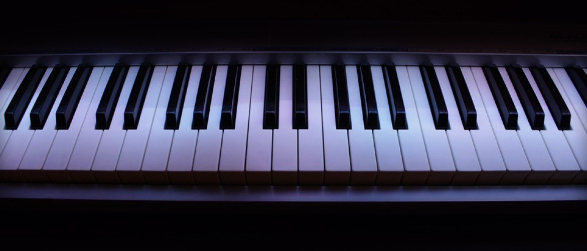 De beste digitale piano kiezen, hier moet je op letten
