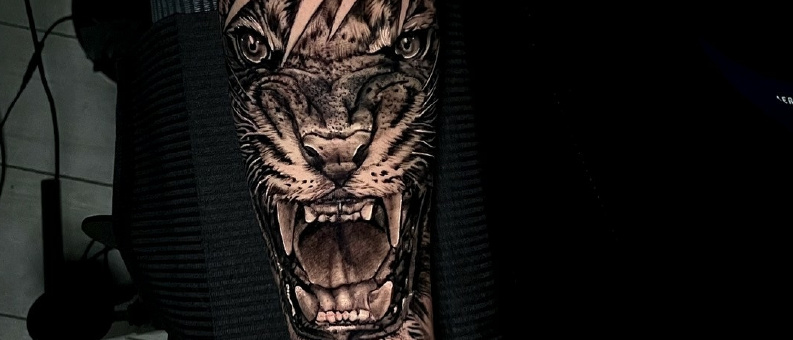 Van Naald tot Verhaal: Hoe Word Je Tattoo-Artiest? Alles over een Professionele Tattoo Opleiding