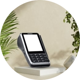 Groene omgeving met een CCV Mobile V400M mobiele pinautomaat