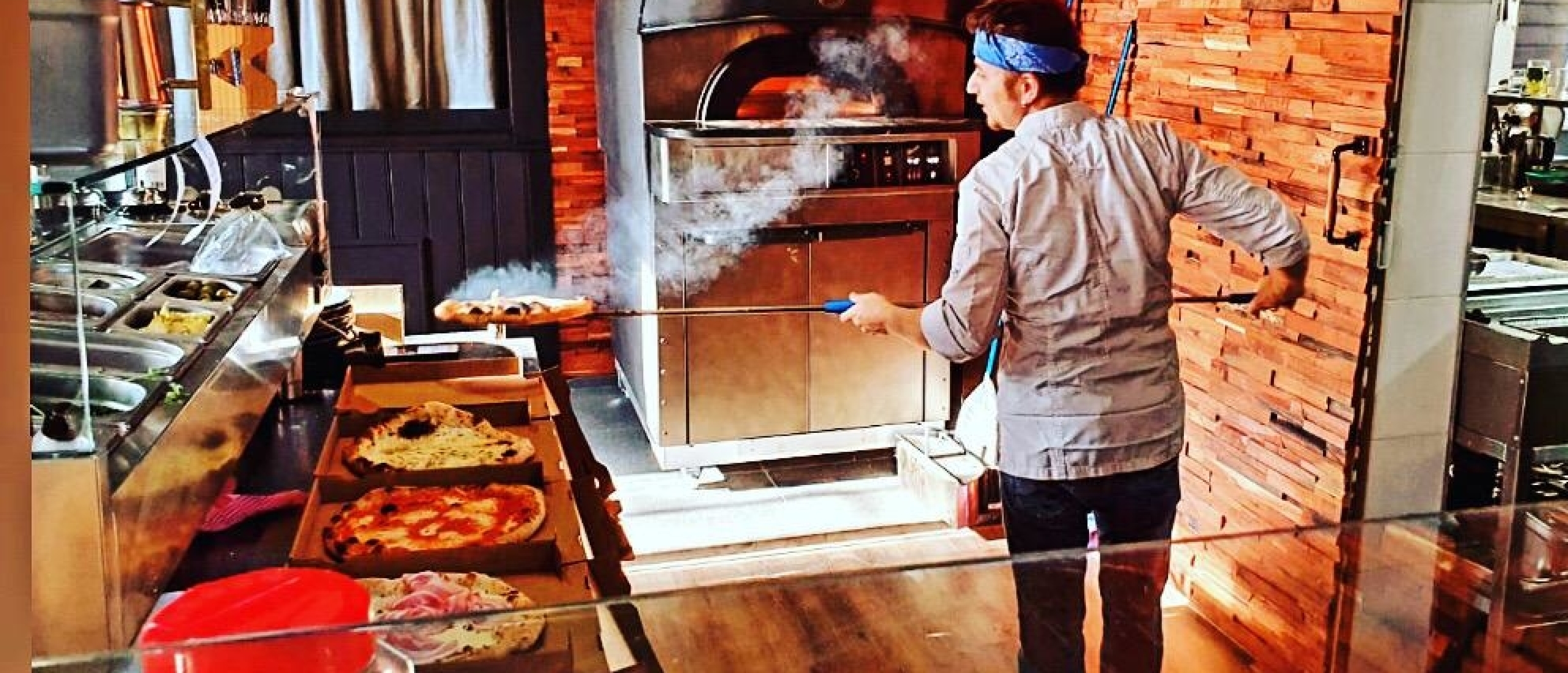 Gianluca Ciociola wil iedereen leren wat Napolitaanse pizza is
