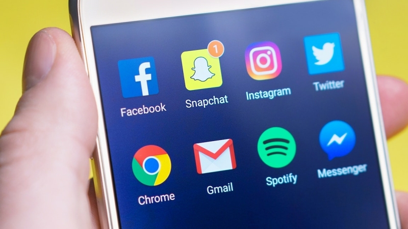 Sociale media platforms gebruiken om de zichtbaarheid van merk en product te vergroten