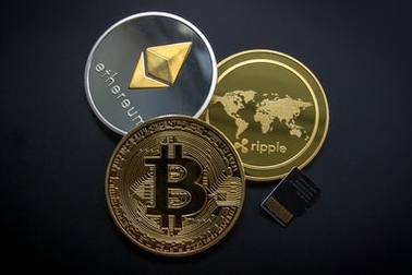 Stablecoin vs Cryptocurrencies Stablecoin vs Cryptocurrencies