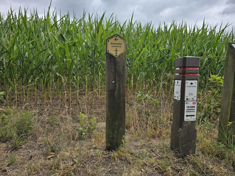 Bewegwijzerde wandelroute in Tielrode Bewegwijzerde wandelroute in Tielrode