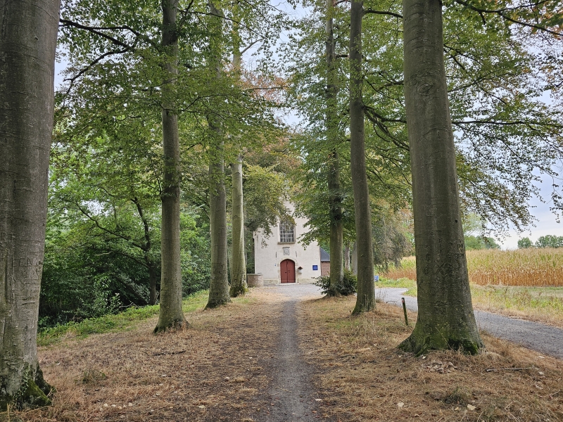 De Kruiskapel in Eksaarde