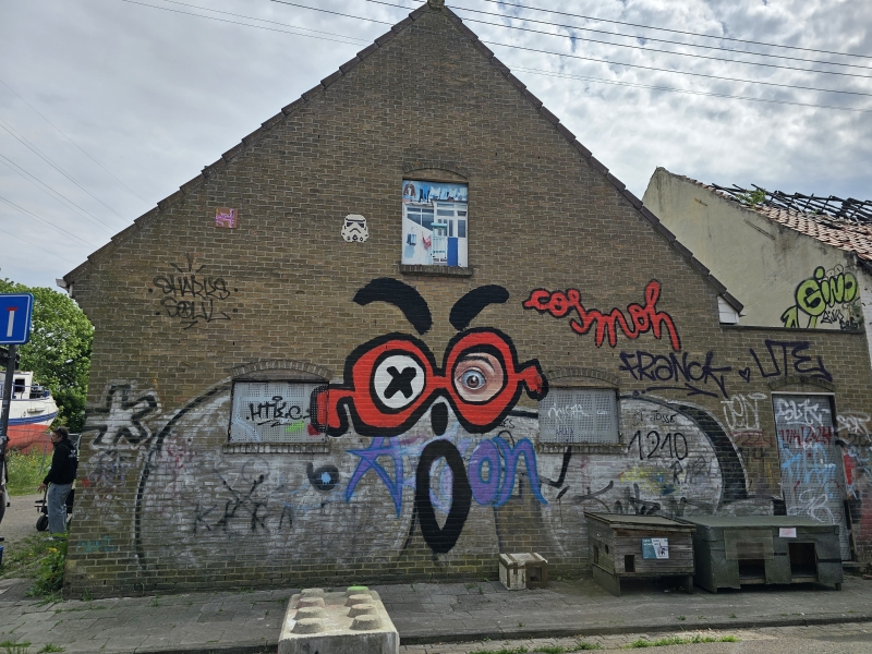 Graffiti in het Spookdorp Doel
