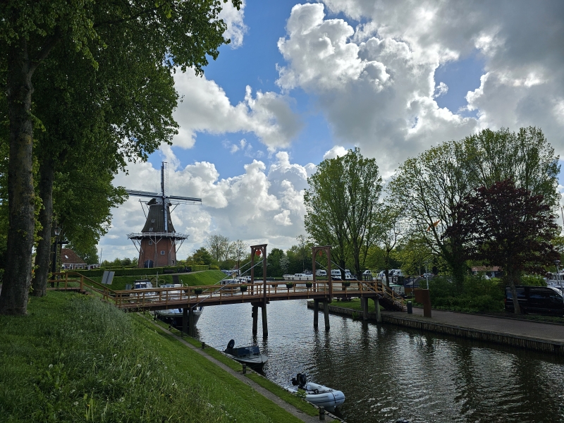 Het Bolwerk en de molens van Dokkum