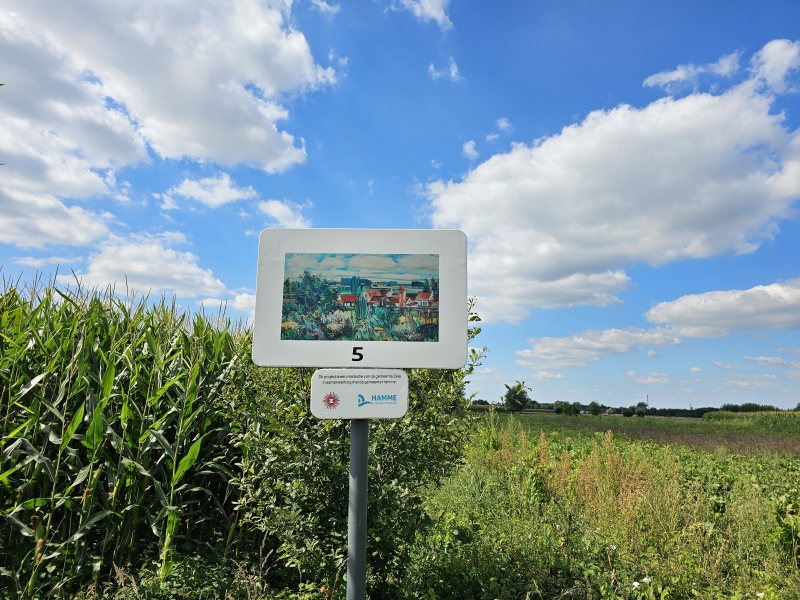 Schilderijen van Andre Bogaert tijdens de wandelroute in Zele Schilderijen van Andre Bogaert tijdens de wandelroute in Zele