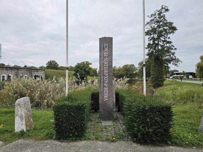 Wandelroutes rond de Brialmontforten, Fort Steendorp en Fort Liezele: verschillende wandelingen met hond