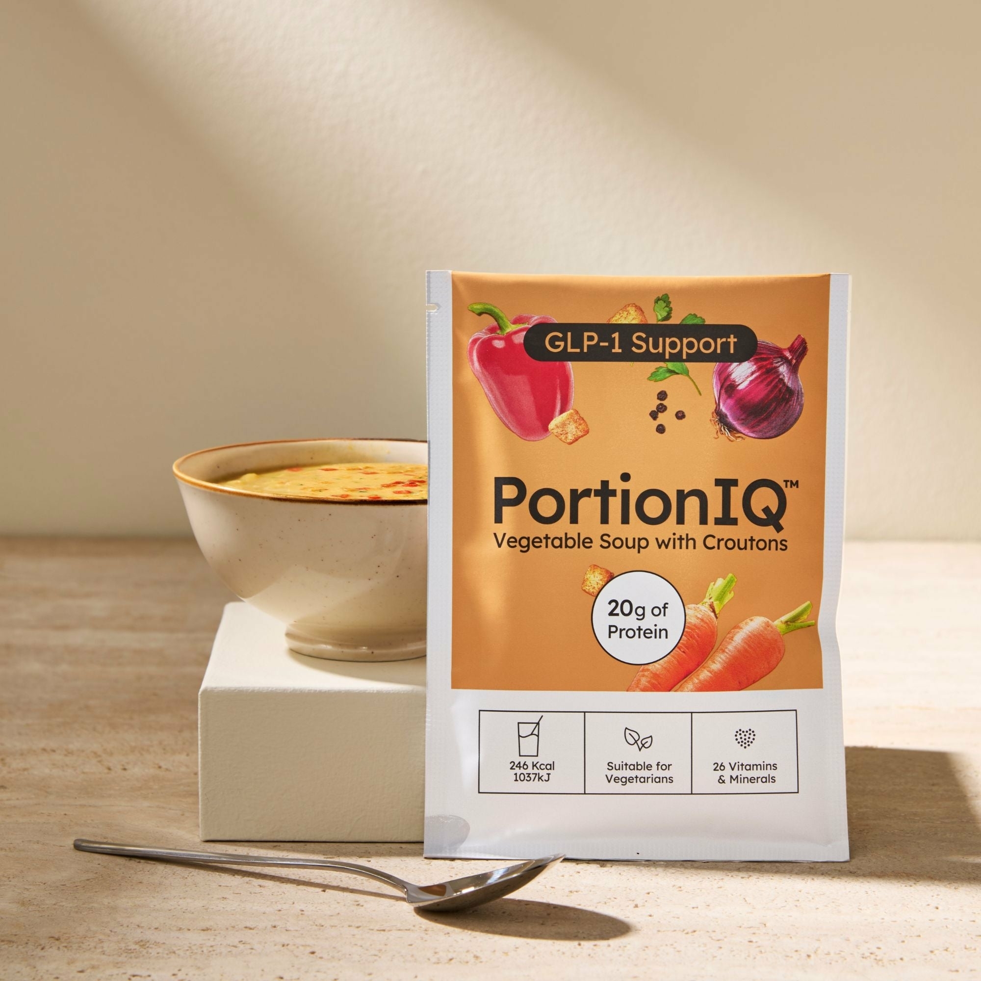 PortionIQ Vegetable Soup with Croutons met 20 gram eiwit PortionIQ Vegetable Soup with Croutons met 20 gram eiwit