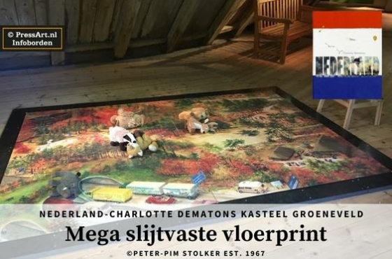 Fullcolour floor prints voor je tentoonstelling monkeyproof