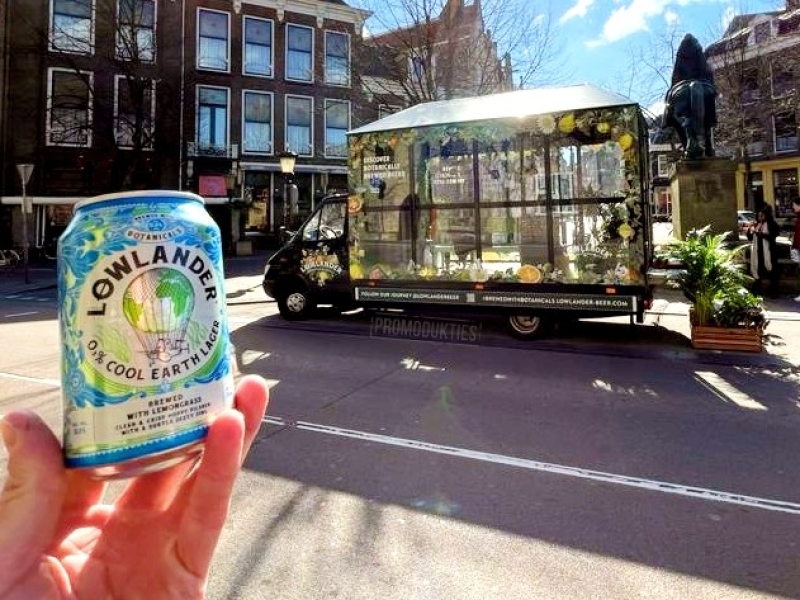 promotiewagen-roadshows-showroomwagen-eventtrailer-lowlander mobiele showroom voor roadshow