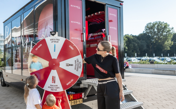mobiele showroom voor rimmel