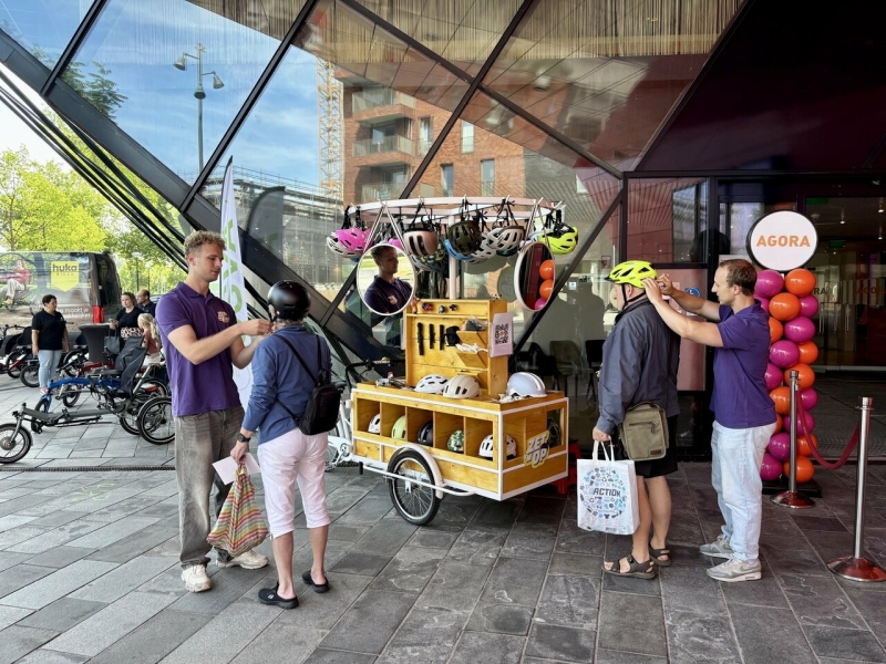 een volledig custom made reclamebakfiets