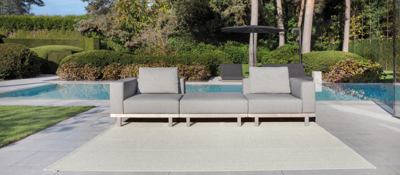 Limited Edition Outdoor Laguna Limited Edition Outdoor Laguna