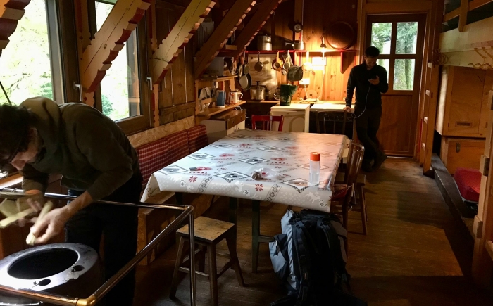 Trekkershut met basic voorzieningen