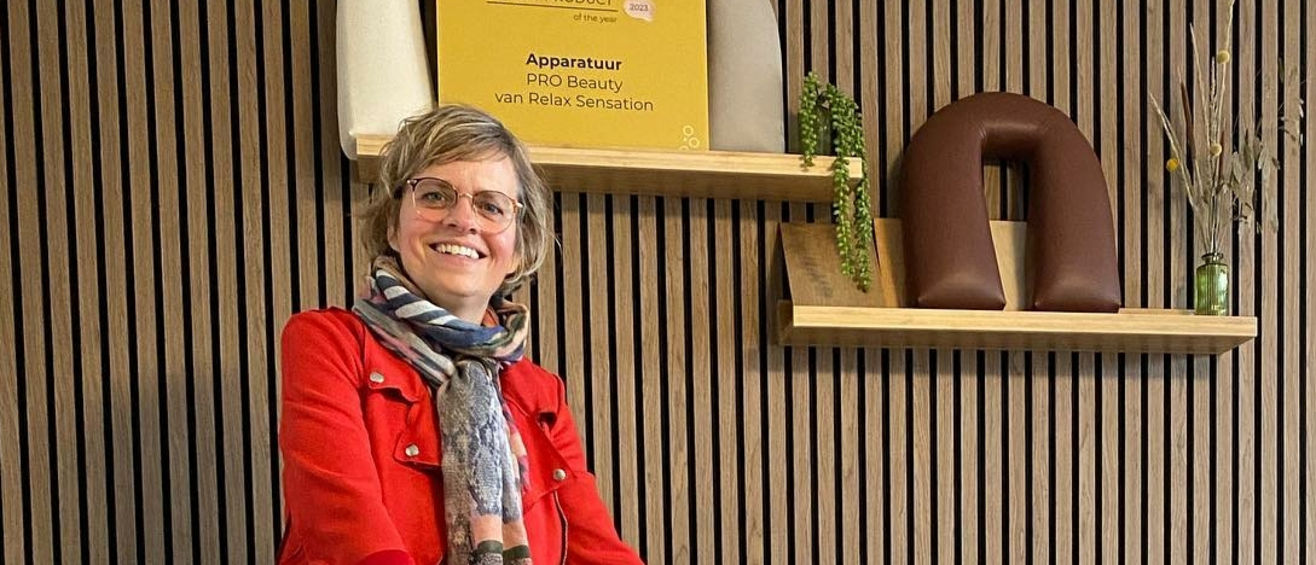 Anja van Eldik: Een Pionier in Lichaamsverzorging met de Relax Sensation PRO-S Behandeltafel