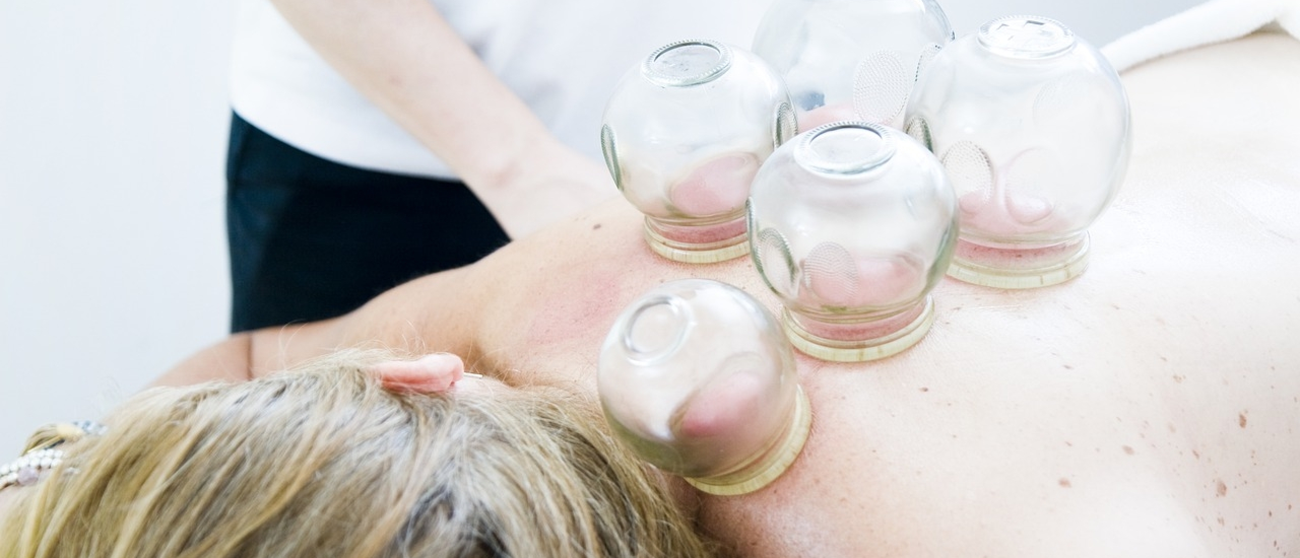 Cupping therapie, Cupping massage