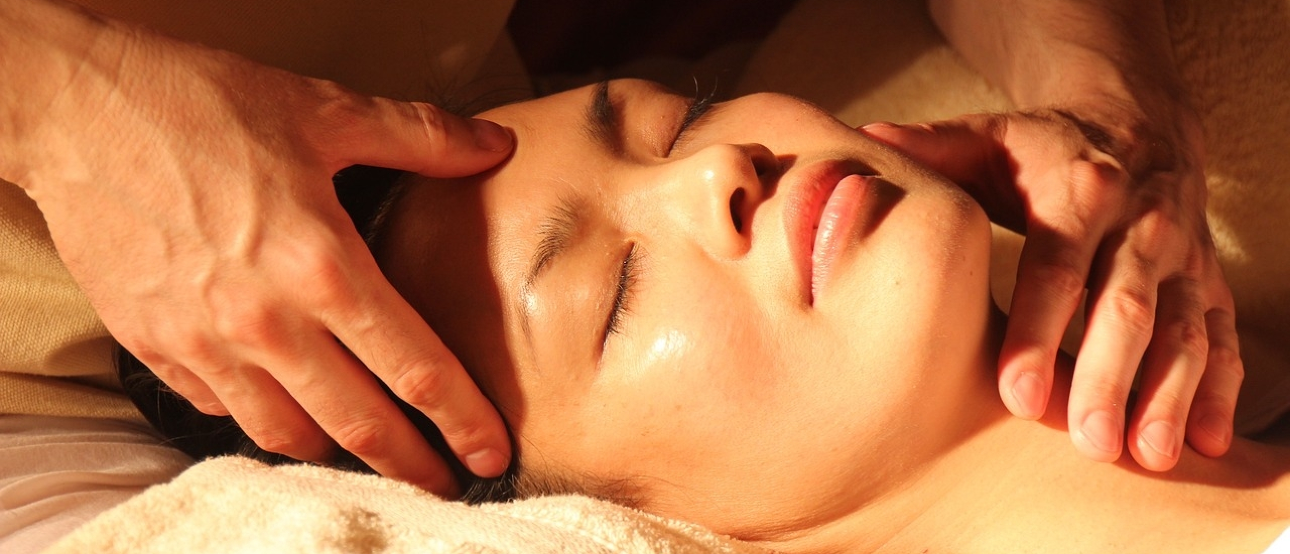 Wat is Face Sculpting Massage