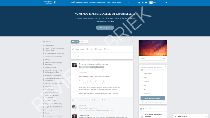 Vastgoed community review Homescreen