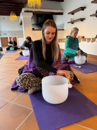 learning to play crystal singing bowls certified training