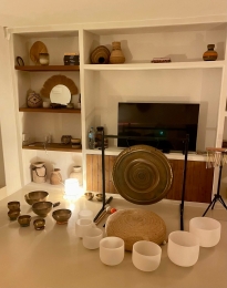 sound bath instruments Tibetan bowls crystal bowls koshi