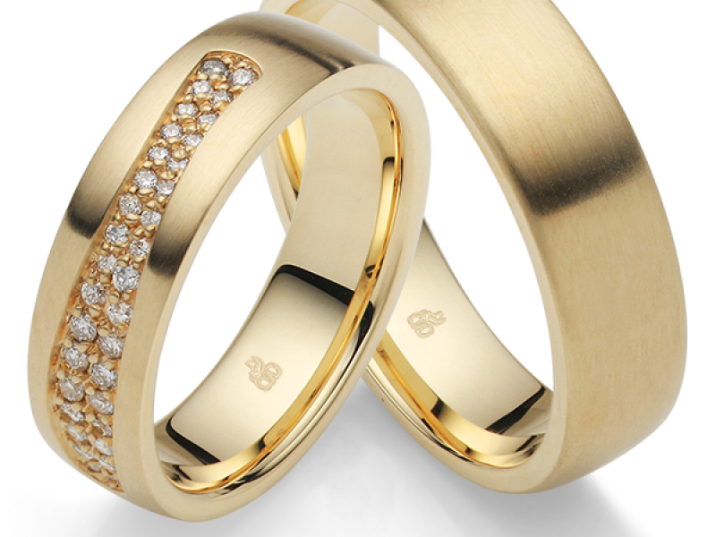 Diamanten vorm op trouwring