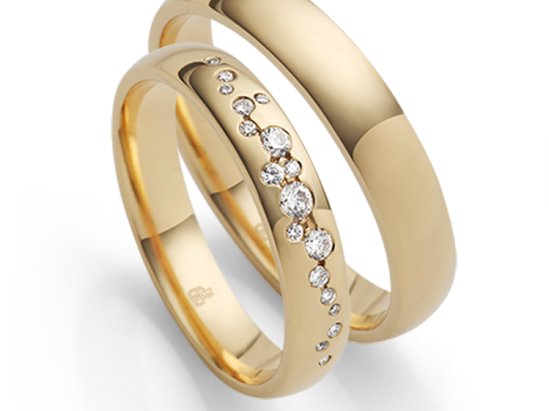 sterrenhemel met diamanten in trouwring van rauschmayer
