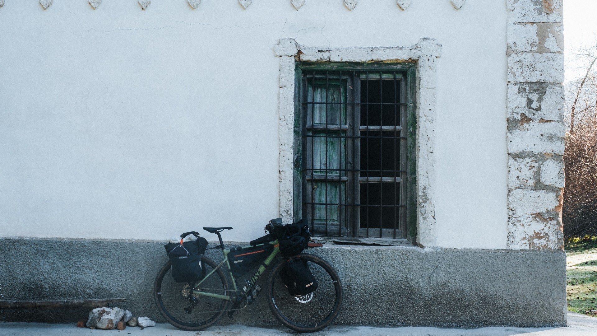 Paklijsten-bikepacking-fietsreizen-wereldreis-fiets