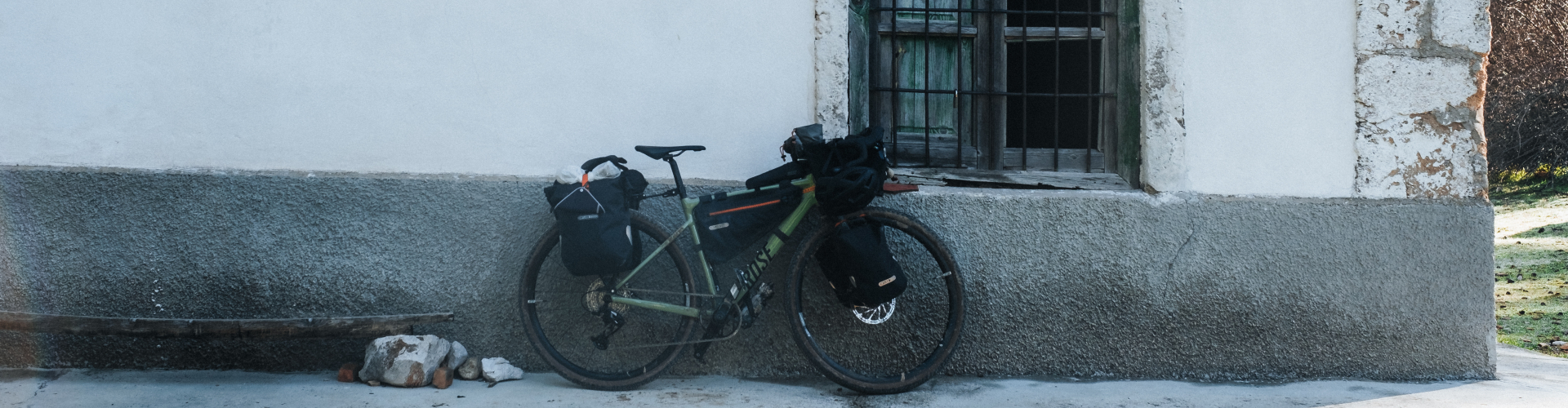 Paklijsten-bikepacking-fietsreizen-wereldreis-fiets