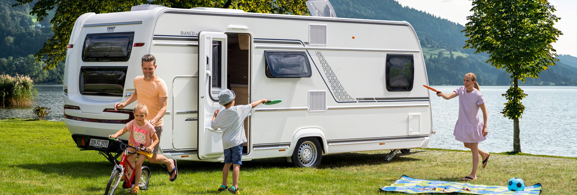 Fendt Caravan 2025 Bianco