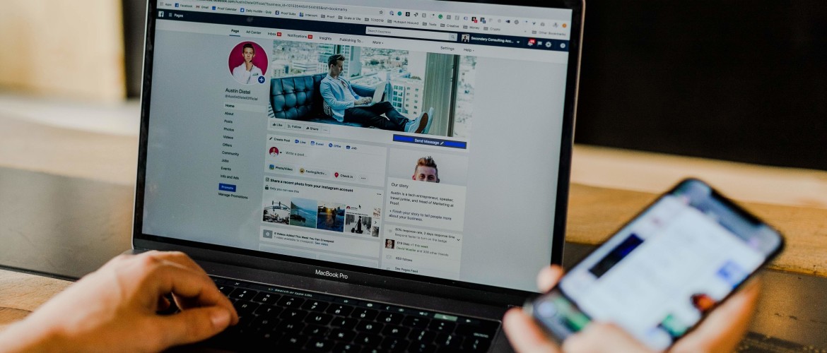 Stress door Facebook - Word jij wel genoeg #geliked? Stress door Facebook - Word jij wel genoeg #geliked?