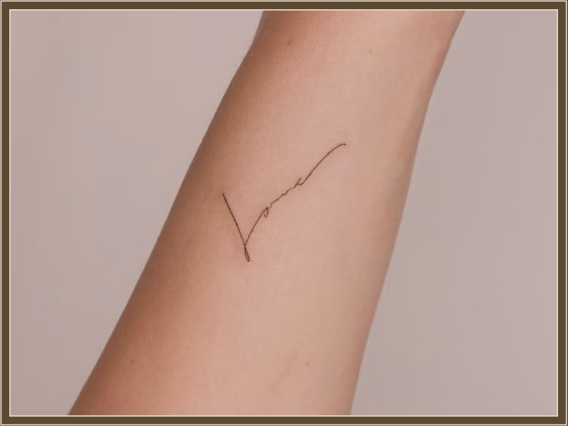 fine line tattoo