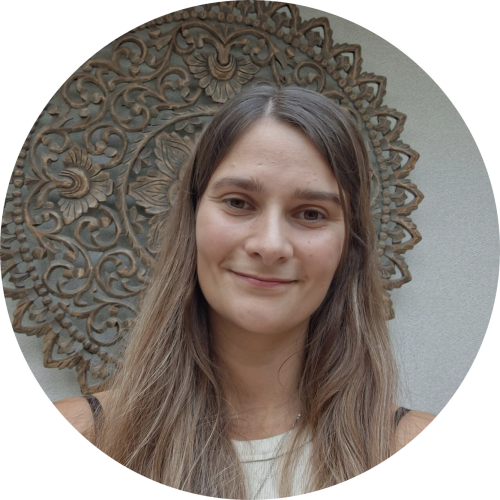 Portretfoto bij de over mij pagina van Sacred Life