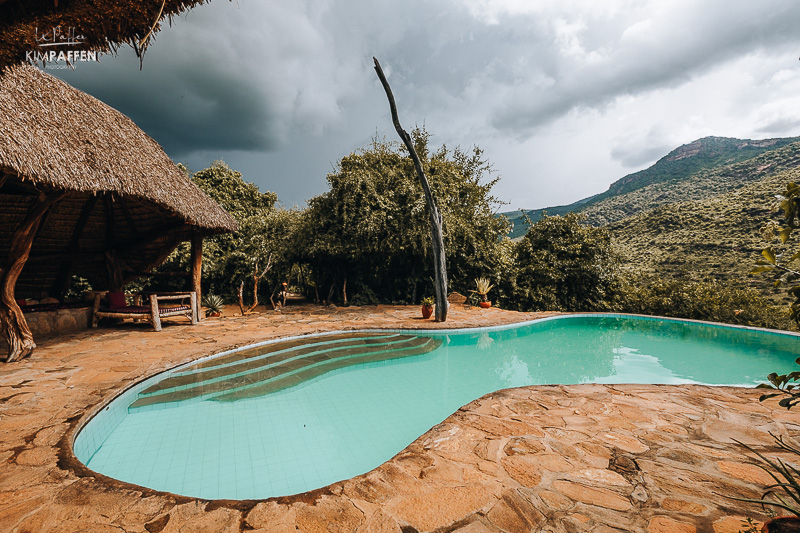 Infinity pool bij Il Ngwesi, een unieke Maasai lodge in Kenia Infinity pool van Il Ngwesi Eco Lodge, een van de mooiste community lodges in Kenia gerund door de Maasai