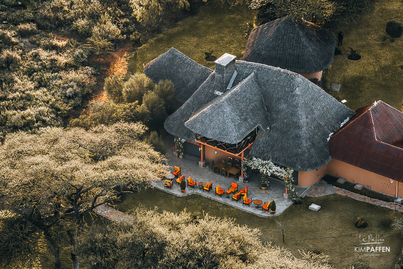 Oilepo Amboseli Safari Lodge nabij Amboseli National Park in Kenia Luchtfoto van Oilepo Amboseli Safari Lodge in Kenia, gezien vanuit een luchtballon