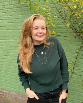 Portretfoto van Opruimcoach Saskia van Amerongen