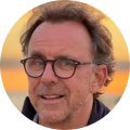 Stefan Bauer