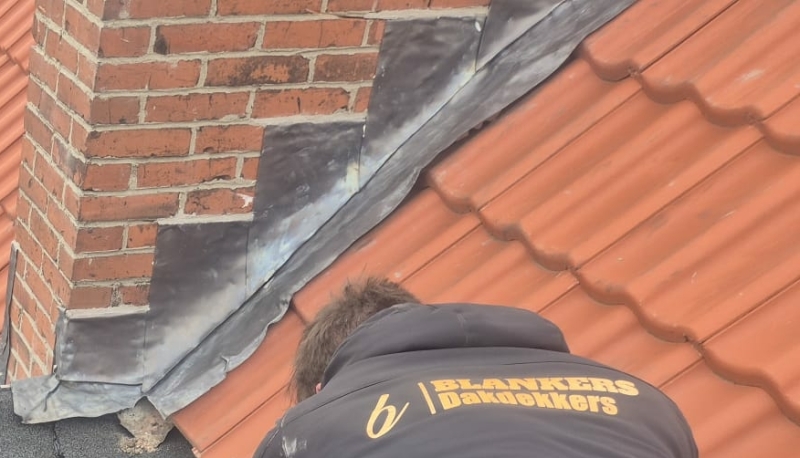 Schoorsteen loodwerk renoveren