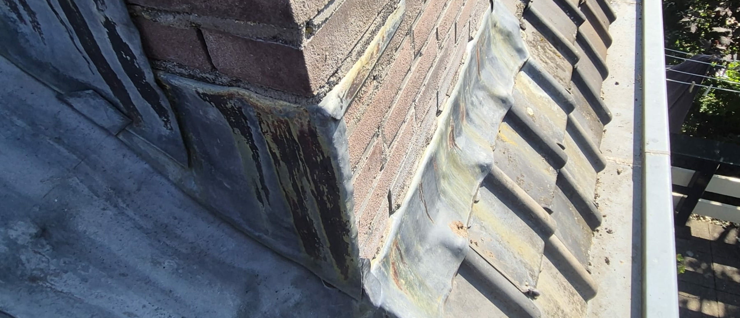Schoorsteen lood inspectie