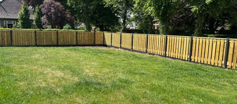 Waarom stelt nieuwbouw andere eisen aan een schutting?