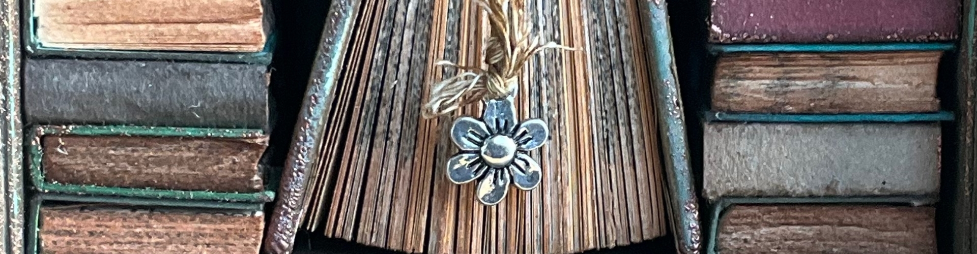 The Mailbox Scraptacular Design