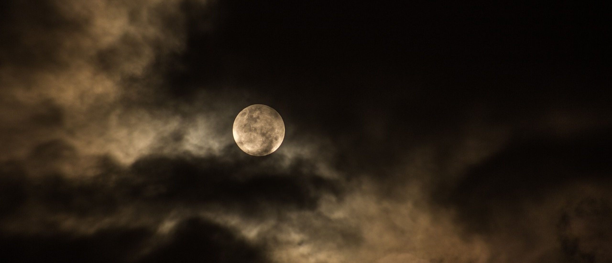 Volle maan in Ram