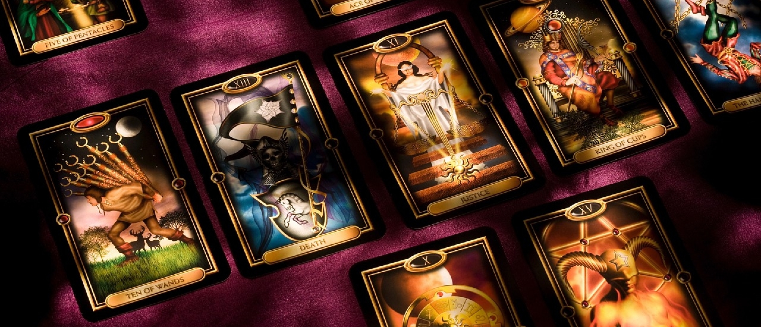 Tarot- en orakelkaarten als portal