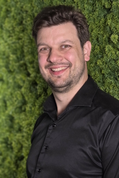 Johan Terink - NLP Trainer Johan Terink is de founder en NLP Trainer van SHUHARI Academy